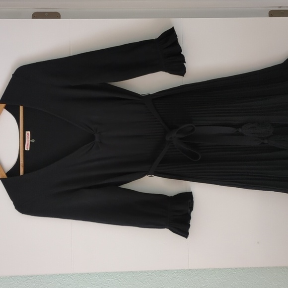 Rebecca Taylor Knit fit flare Long Sleeve & tie waist Tassels Knee Length Dress - Picture 3 of 11